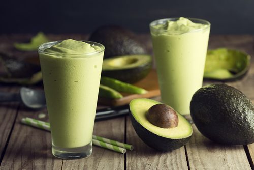 Avokadosmoothie för att gå ner i vikt och få muskler Avokadosmoothie för att gå ner i vikt och få muskler