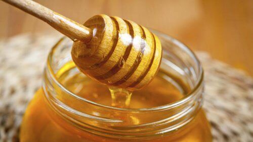 Honung är även stärkande för håret