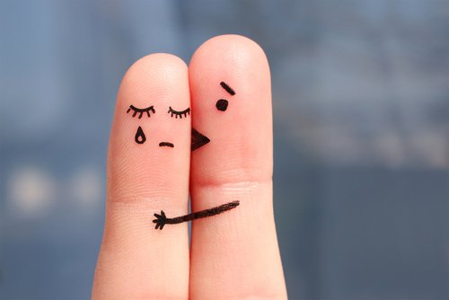 Vad är skillnaderna mellan ledsamhet och depression?