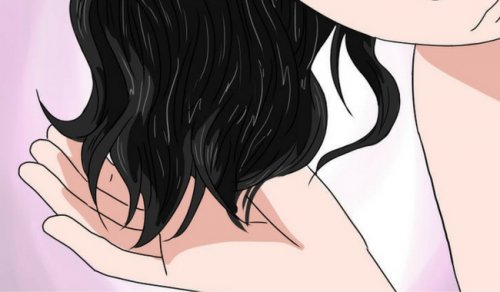 Råd och recept för att behandla torrt hår