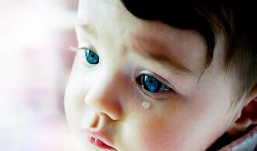 Separationsångest: Orsaker och behandling