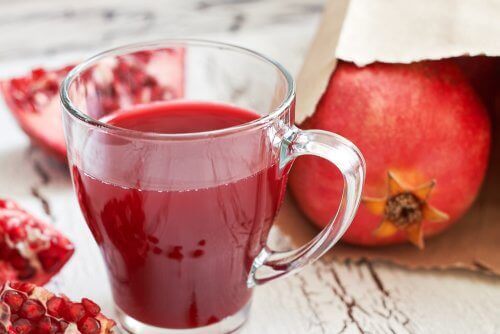 7 fantastiska fördelar med granatäpplejuice
