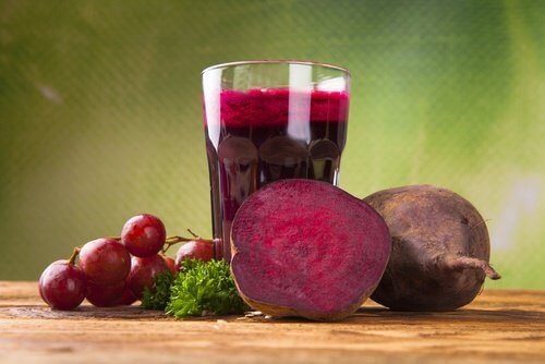 Ta hand om din hjärna med rödbetsjuice