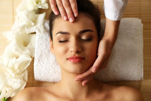 Massage av huvudet