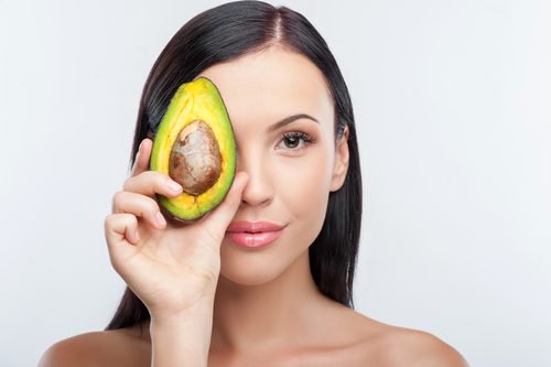 10 mirakellivsmedel som återfuktar huden inifrån