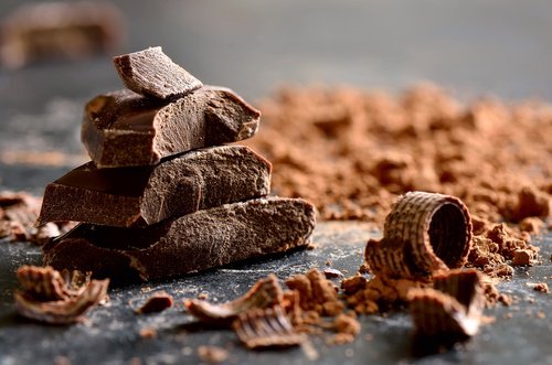 5 intressanta anledningar att äta mörk choklad