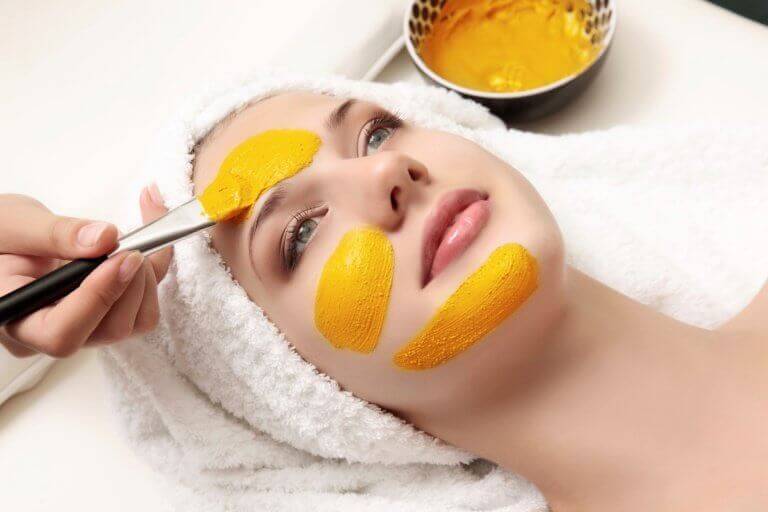 Antioxidativ mask med gurkmeja
