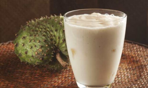 Smoothie på taggannona
