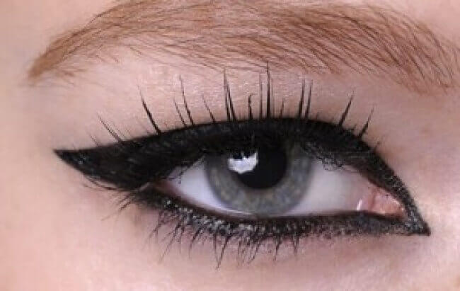 Tjock eyeliner