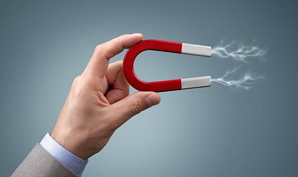 magnet med starkt magnetiska poler