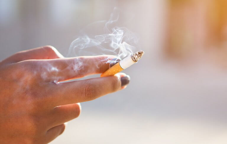 Rökning kan orsaka gingivit