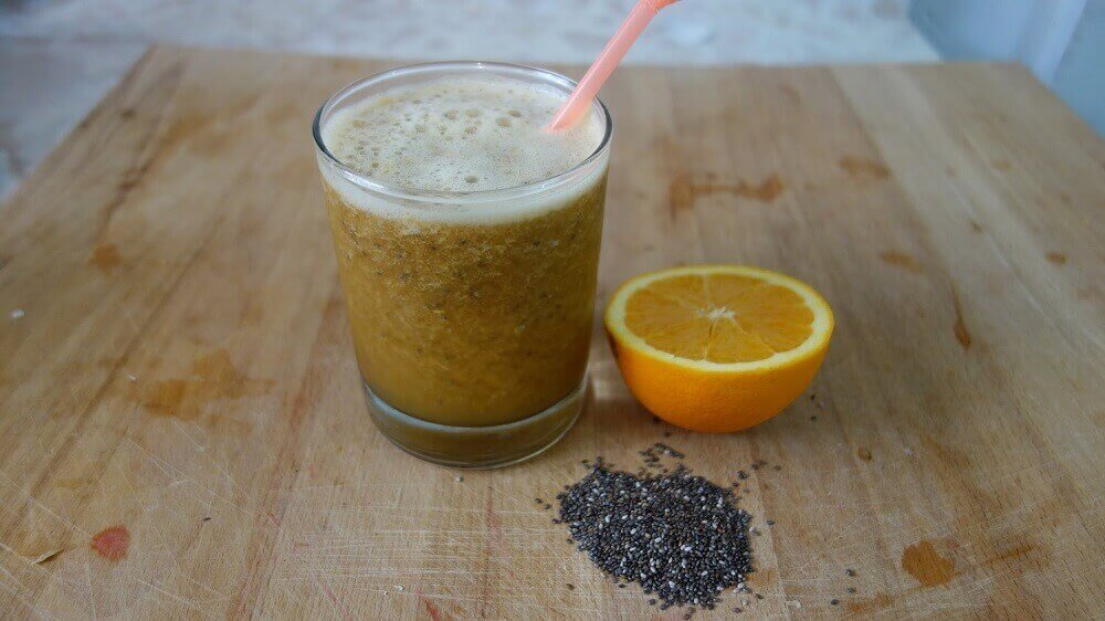 Smoothie med apelsin och chiafrön
