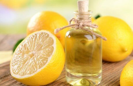 Olja från citron