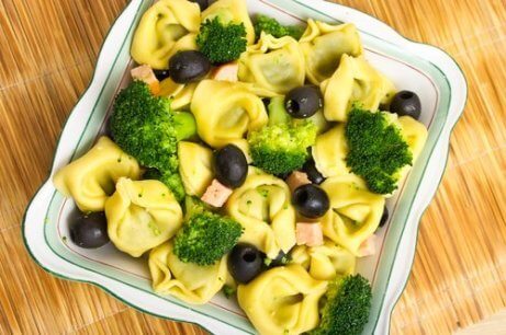 Sallad med broccoli
