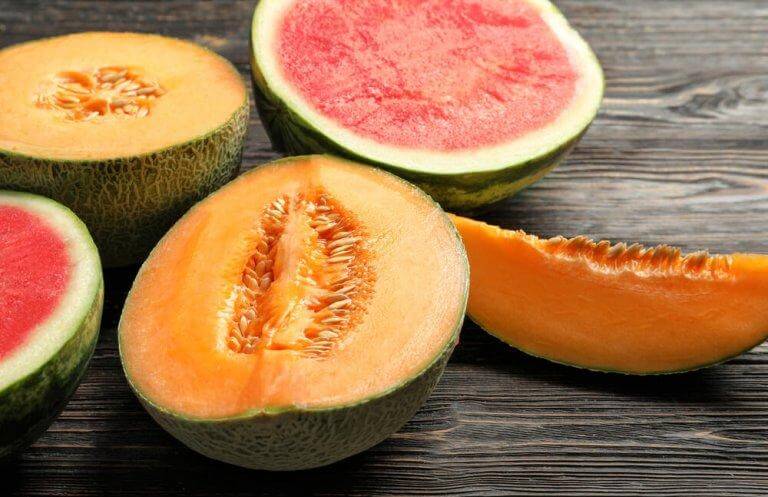 Melon tillsammans med andra livsmedel är en av de vanliga matkombinationer man bör undvika
