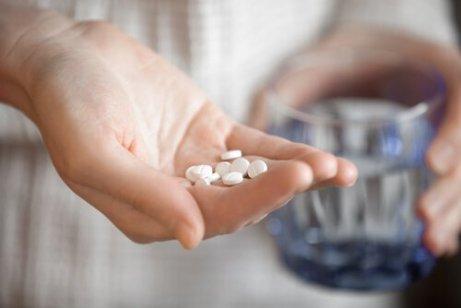 Om antiinflammatoriska mediciner inte funkar, kan du även testa på uppvärmningsövningar