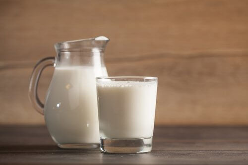 Mjölk för rengöring