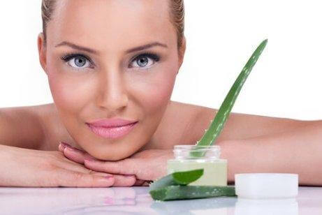 5 härliga fördelar med aloe vera för huden