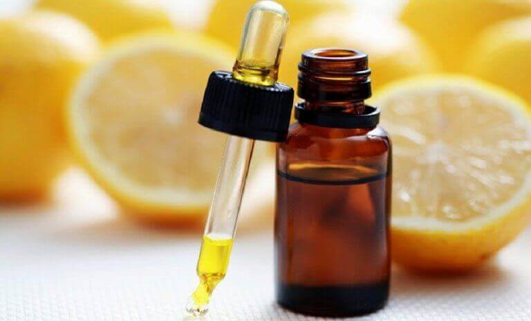 Eterisk citronolja