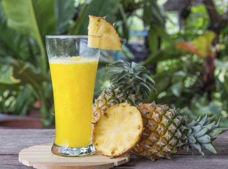 Smoothie med ananas.