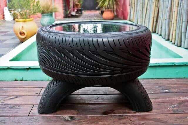 Ett bord av däck
