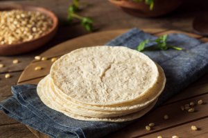 Lär dig att göra enkla och utsökta vetetortillas