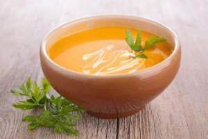 Krämig morotssoppa - 2 enkla recept