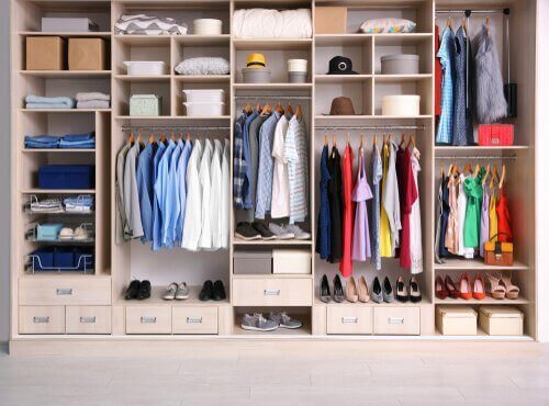 Organisera kläder med dessa grundläggande element