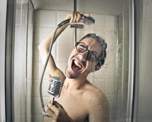 Begå inte dessa 6 vanliga misstag i duschen