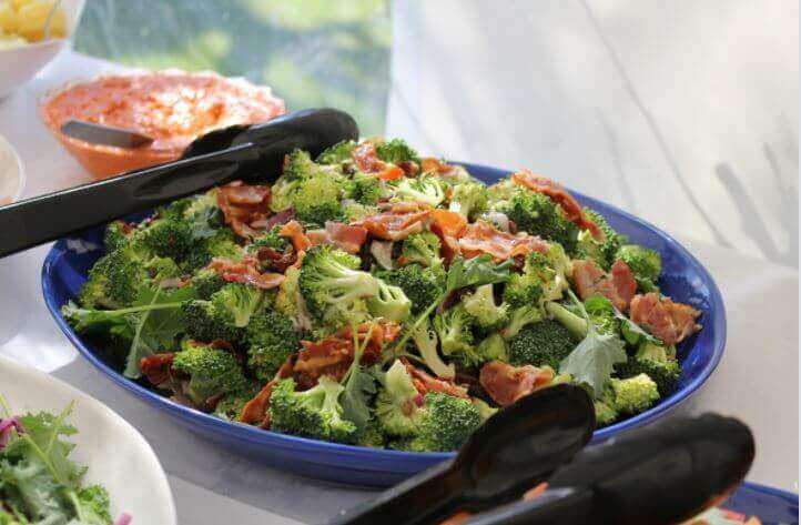 Laga gratäng med broccoli och skinka