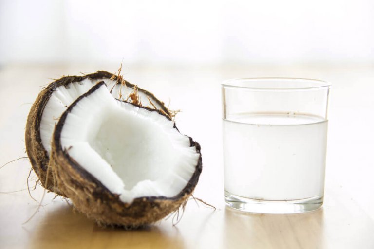 Hur kokosvatten och kefir kan förbättra hälsan