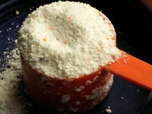 Så gör du miljövänligt tvättmedel med borax och bakpulver