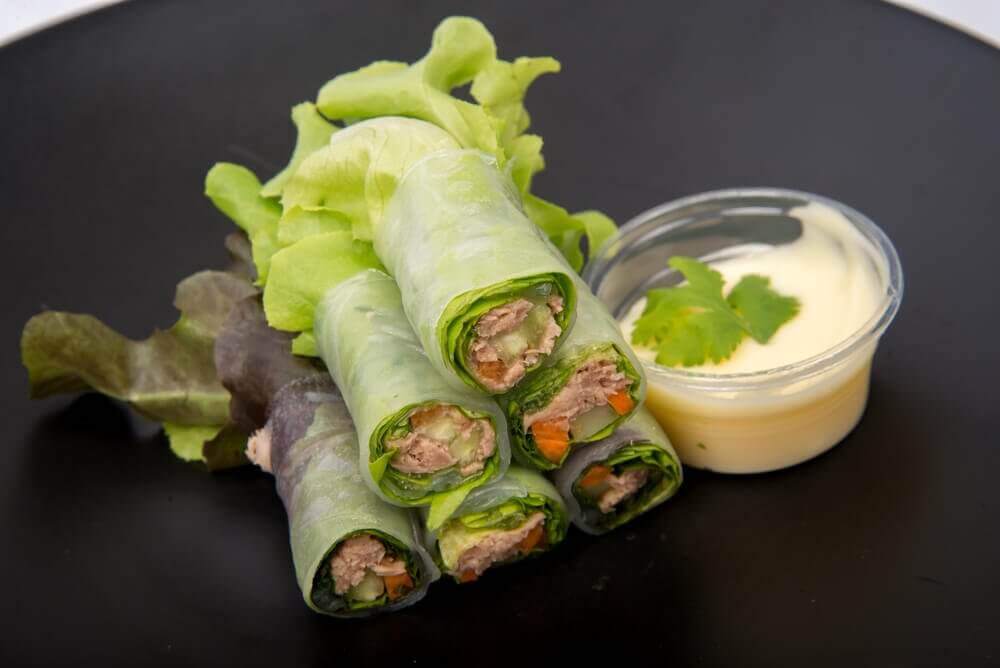 3 läckra salladswraps med grönsaker och frukt