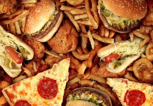 Hamburgare och pizza