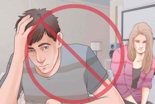 Varför ser vi på porr i smyg?