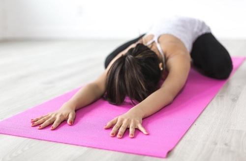yoga lindrar ryggsmärta