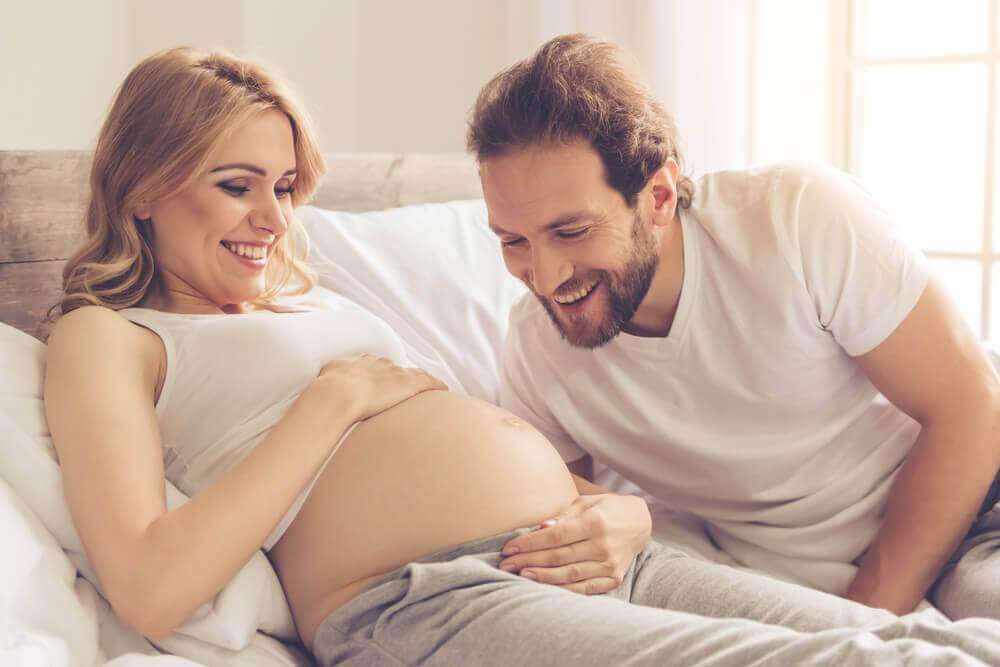 Fyra tips för att göra bebisen lycklig under graviditeten