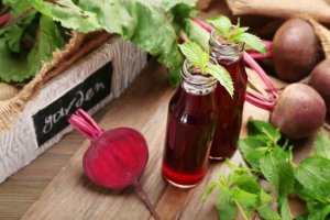 7 skäl att börja dricka juice på rödbeta