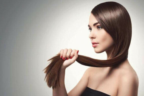 5 naturliga metoder som kan stärka tunt hår