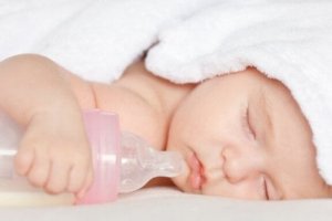 Är det skadligt för barn att använda nappflaskor?