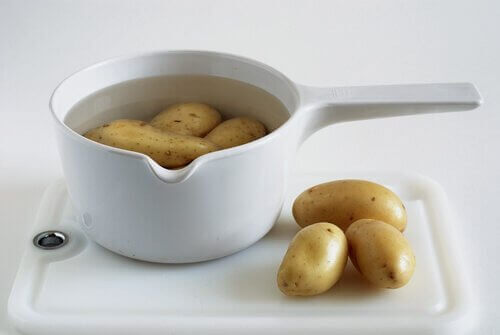 Dryck med potatis.