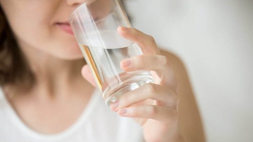 Drick mer vatten för att gå ner i vikt utan att banta