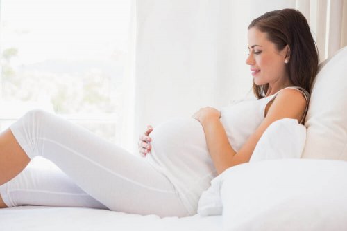 Blödningar under graviditeten: varför uppstår de?