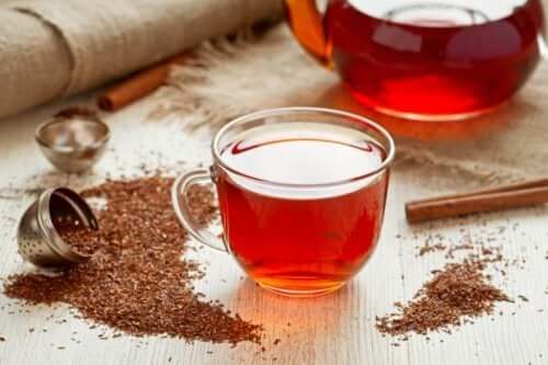 Hälsorelationen mellan rött te och viktminskning