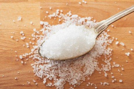 Munskölj med salt