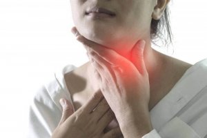 Symptom på och kurer för faryngit
