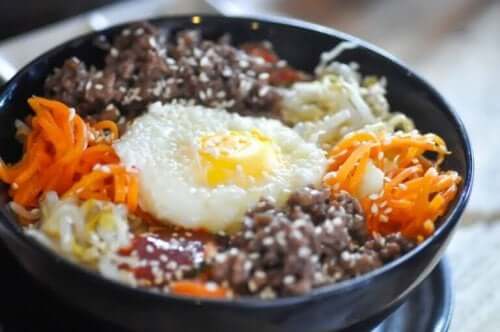 Recept på en klassisk bibimbap