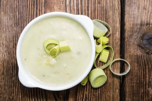 Soppa med purjolök