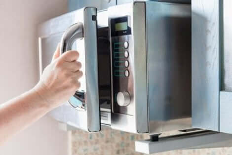Tips för att rengöra ugnen: mikron