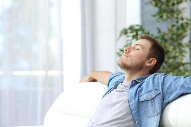 Man använder sig av positiv visualisering för att stilla sinnet.